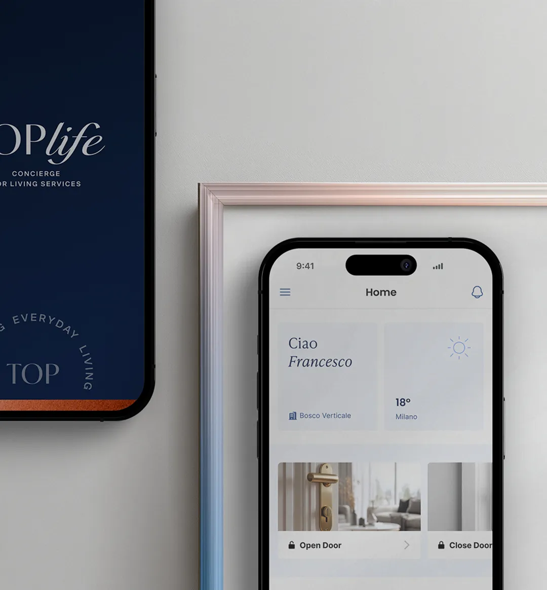 Schermata di un'app smartphone che mostra il saluto "Ciao Francesco", il meteo a Milano con 18 gradi e opzioni per aprire o chiudere una porta.